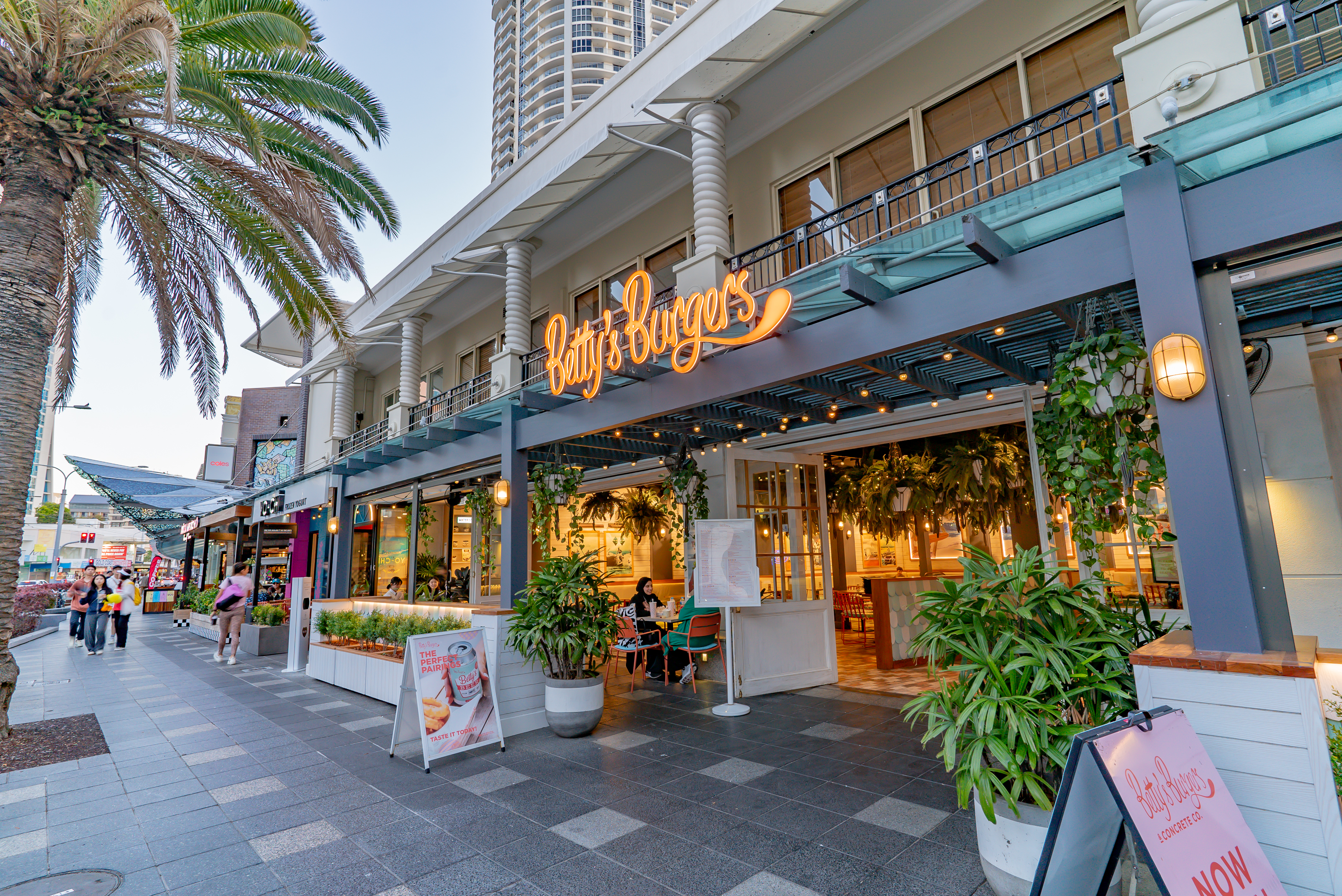 Lots of options for eating and drinking at Chevron Renaissance from burgers, asian, pub grub, Japanese and plenty to see and do